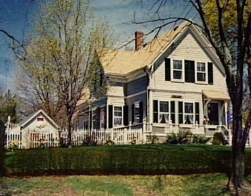 263 North St, Hingham, MA 02043 photo 1