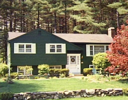 8 Walnut Street, Townsend, MA 01469 photo 1