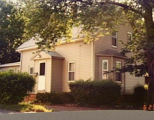 9 Cedar St, Beverly, MA 01915 photo 1