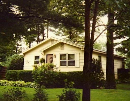 60 Labelle Dr, Springfield, MA 01129 photo 1