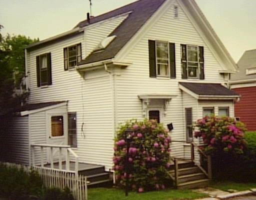 11 Traverse St, Gloucester, MA 01930 photo 1