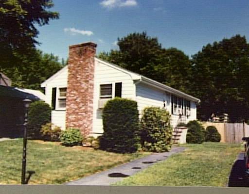 29 Lewis St, Reading, MA 01867 photo 1
