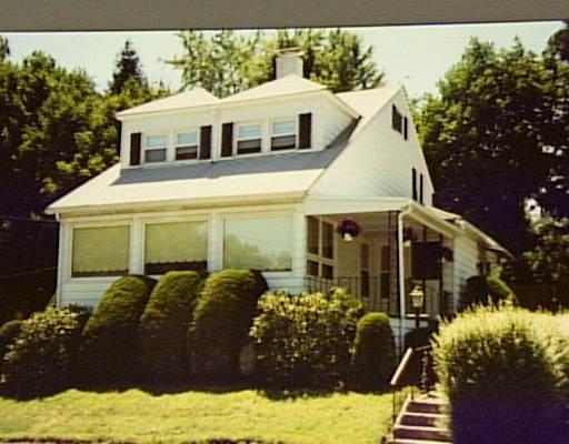 4 Trinity Ave, Worcester, MA 01605 photo 1