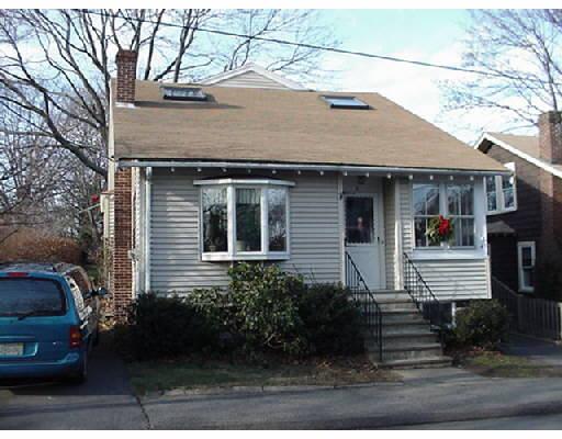 4 Shepard St, Marblehead, MA 01945 photo 1