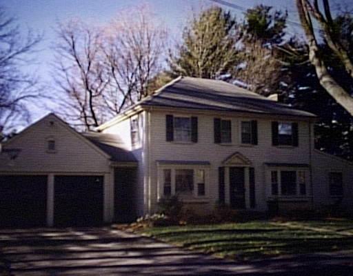 6 Pine St, Wellesley, MA 02481 photo 1