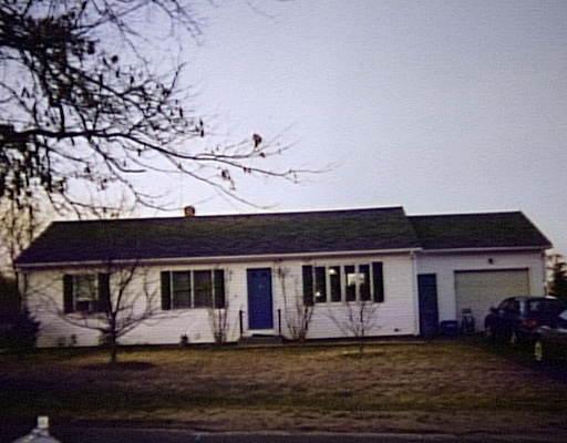 47 Plain St, Easthampton, MA 01027 photo 1
