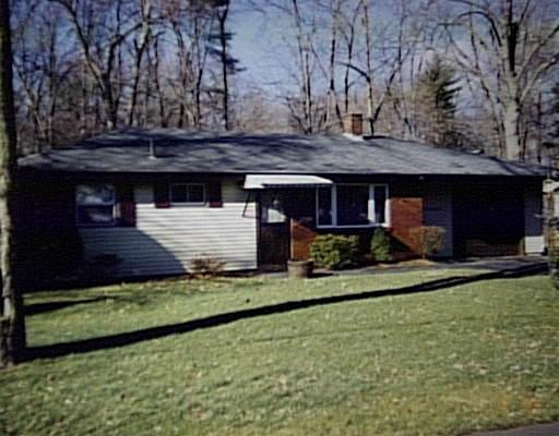81 Brooks St, Maynard, MA 01754 photo 1