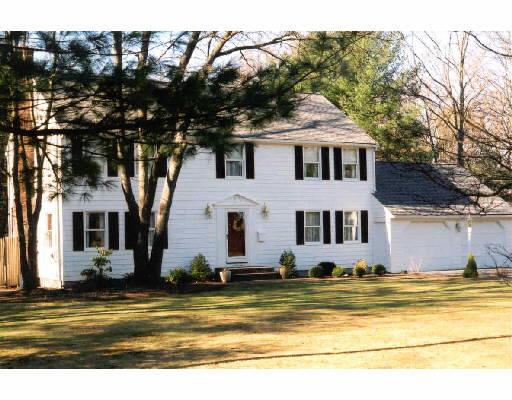 71 New Bridge St, Hingham, MA 02043 photo 1