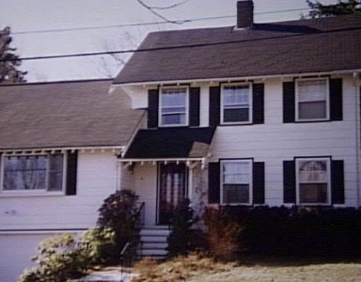 41 Chase St, Danvers, MA 01923 photo 1