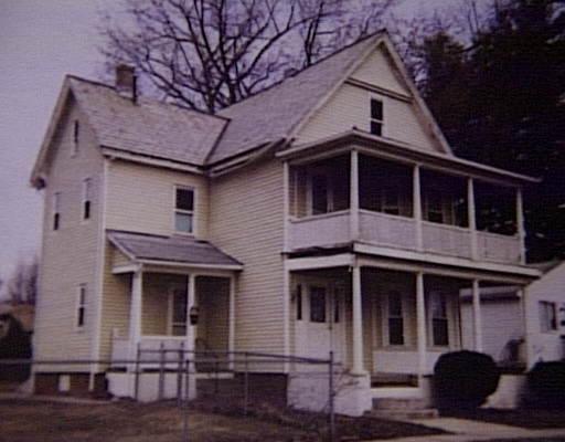 18 Rowland St, Springfield, MA 01107 photo 1