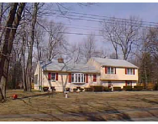 128 Gleason Rd, Reading, MA 01867 photo 1