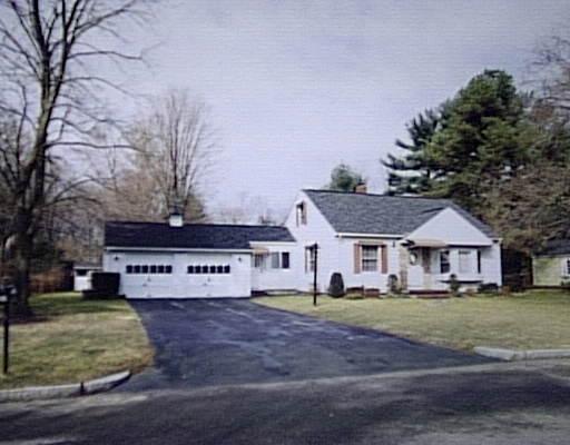30 Maybrook Rd, Springfield, MA 01129 photo 1