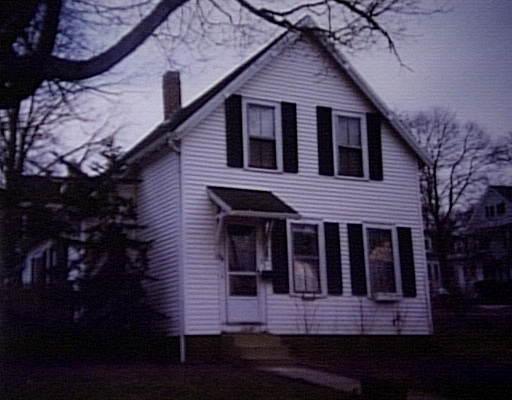 94 Vine St, Reading, MA 01867 photo 1