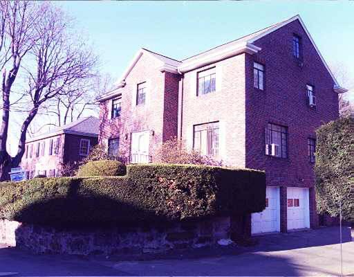 359 Kent St, Brookline, MA 02446 photo 1