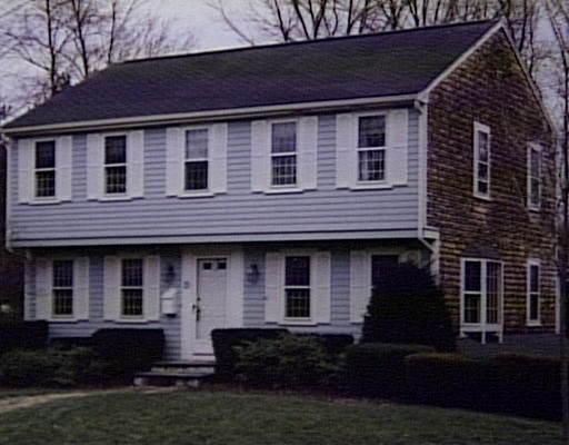 10 Stone Gate Ln, Hingham, MA 02043 photo 1