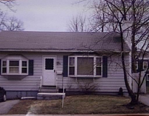 58 Everett St, Lawrence, MA 01843 photo 1