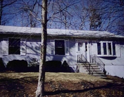 19 Oakmont St, Webster, MA 01570 photo 1