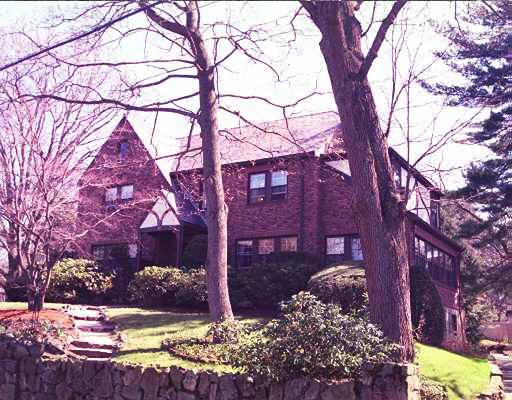 11 Kipling Rd, Wellesley, MA 02481 photo 1