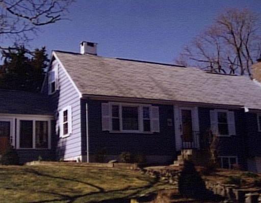 2 Bernard Rd, Wellesley, MA 02481 photo 1