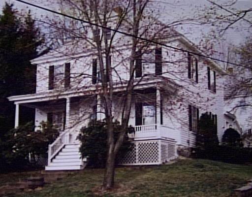31 Thompson St, Maynard, MA 01754 photo 1