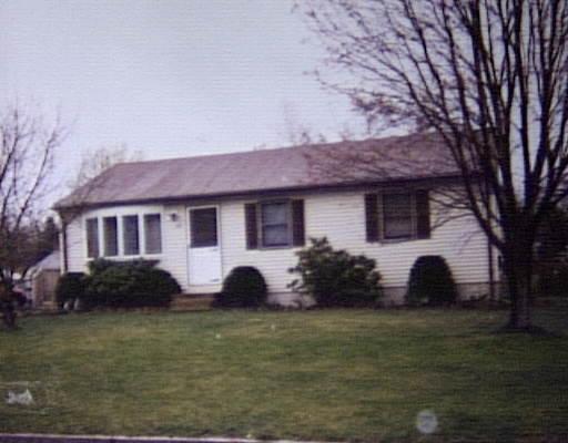 84 White Birch Dr, Springfield, MA 01129 photo 1