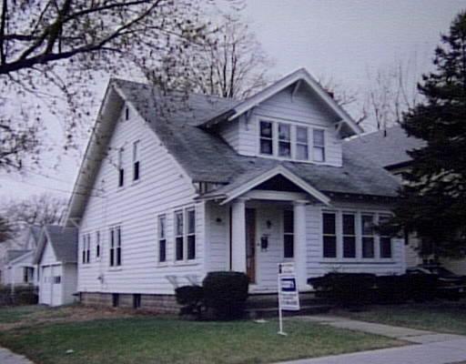 1009 Sumner Ave, Springfield, MA 01118 photo 1