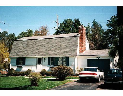 27 Phelps St, Easthampton, MA 01027 photo 1