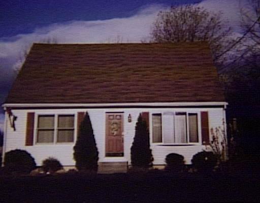 223 Mazarin St, Springfield, MA 01151 photo 1