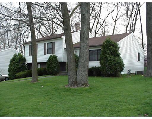 84 Bairdcrest Rd, Springfield, MA 01118 photo 1