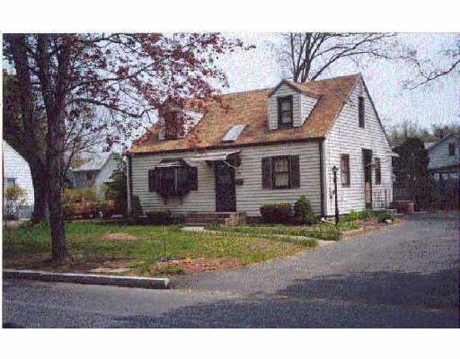 193 Draper St, Springfield, MA 01108 photo 1