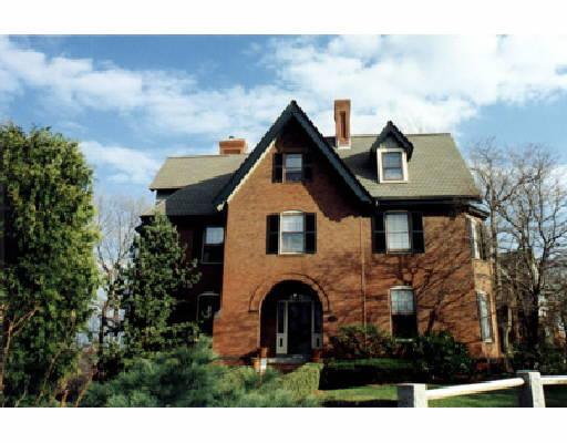 44 Edgehill Rd, Brookline, MA 02445 photo 1