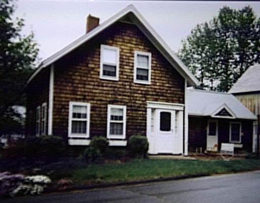 2 Pine St, Sterling, MA 01564 photo 1