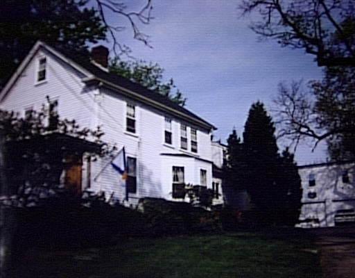 98 East St, Hingham, MA 02043 photo 1