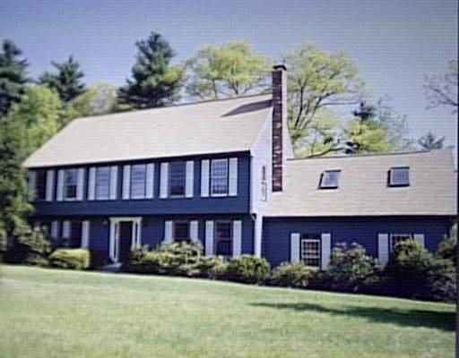25 Stuart St, Medfield, MA 02052 photo 1