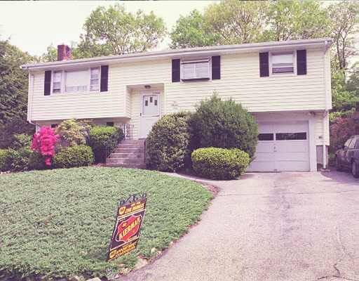 5 Gallagher Dr, Randolph, MA 02368 photo 1