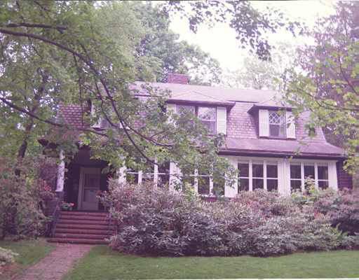 39 Pine St, Wellesley, MA 02481 photo 1