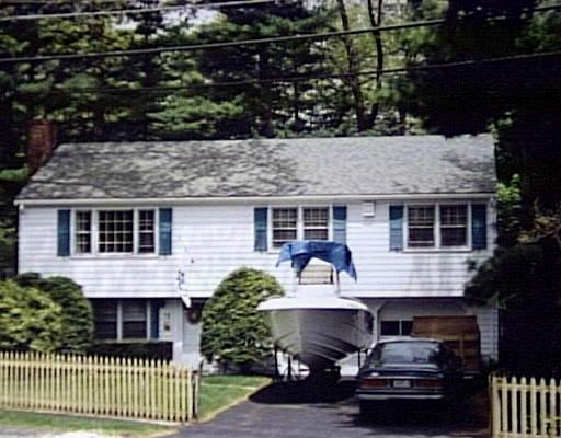 75 Spring St, Wakefield, MA 01880 photo 1
