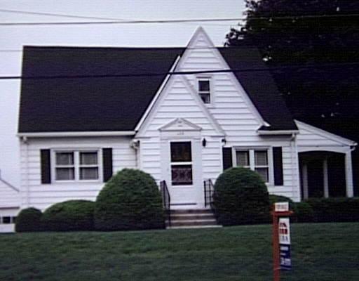 172 Lawrence Rd, Chicopee, MA 01013 photo 1