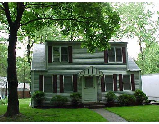 38 Balfour Dr, Springfield, MA 01118 photo 1
