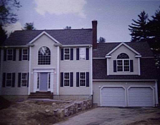 11 Laurel Ln, Upton, MA 01568 photo 1
