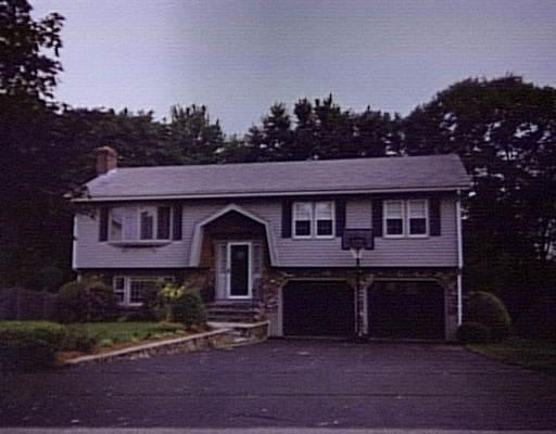 28 Benton Cir, Reading, MA 01867 photo 1