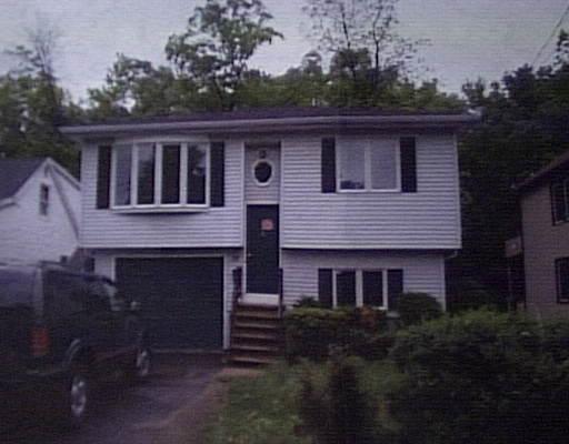 35 Wing St, Springfield, MA 01151 photo 1