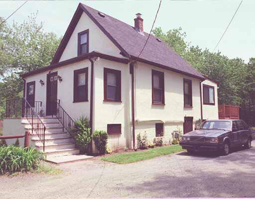 102 Goshen Rd, Dedham, MA 02026 photo 1