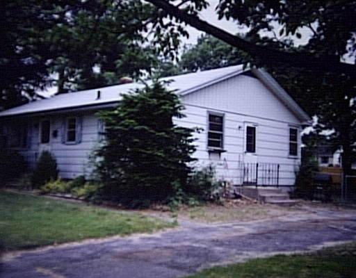 39 Coolidge Rd, Chicopee, MA 01013 photo 1