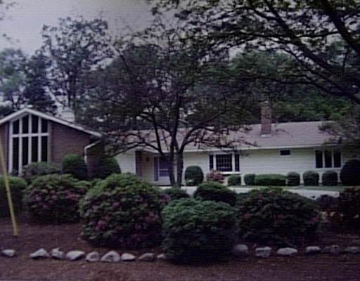 184 Prospect St, Hingham, MA 02043 photo 1