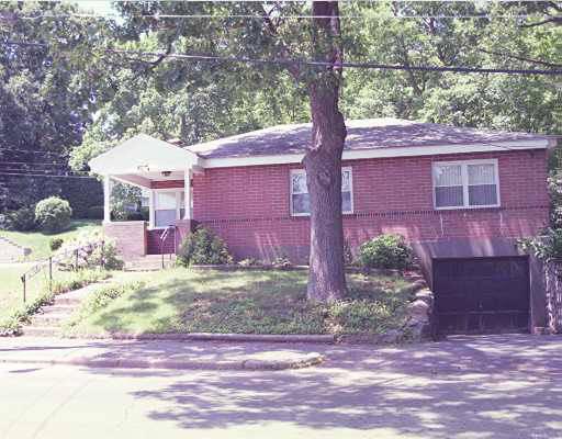 65 Upton Rd, Waltham, MA 02452 photo 1