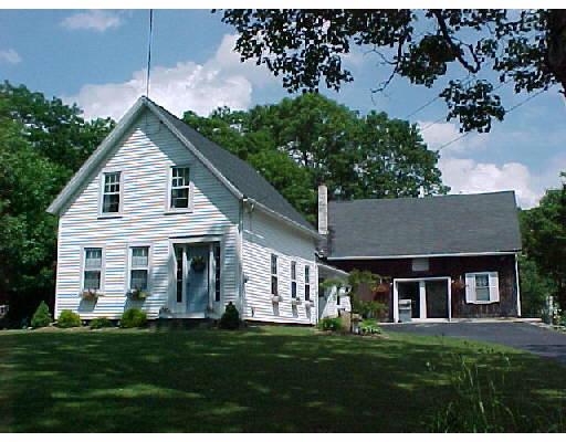 802 Hardwick Rd, Hardwick, MA 01031 photo 1