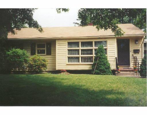13 Wayside Dr, Danvers, MA 01923 photo 1