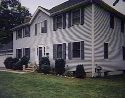 12 Maple Rd, Wellesley, MA 02481 photo 1