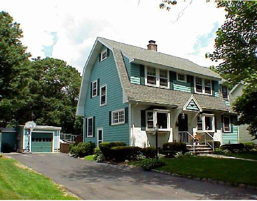49 Walnut St, Needham, MA 02492 photo 1